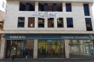 Okupen un antic concessionari a Granollers