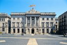 Els alcaldes i alcaldesses del Vallès Occidental condemnen les càrregues policials 