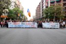 Concentracions multitudinàries arreu del país en protesta per les actuacions policials de l'1-O