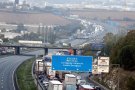 Continuen tallats més d'una cinquantena de trams de la xarxa viària catalana amb motiu de la vaga