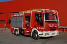 Els Bombers extingeixen l'incendi de 3 contenidors de la brossa a Sabadell