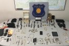 Cau un grup criminal que havia robat en pisos més de 200 joies i 40 rellotges d'alta gamma