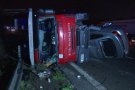 Un camió bolcat obliga a tallar l'AP-7 a Sant Cugat del Vallès tota la matinada de dissabte