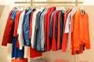 Dos emprenedors de Sabadell creen una línia de roba fabricada amb materials reciclats