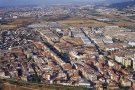 La mare de la família desallotjada a La Llagosta diu que els veïns els confonen amb un altre clan autor d'una mort violenta