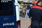 Denuncien dos homes que van causar tres accidents de trànsit en perdre part de l'oli que transportaven
