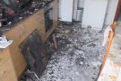 Tres ferits lleus per inhalació de fum en l'incendi d'una campana extractora a Terrassa