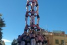 Castellers de Barcelona, de Vilafranca i Minyons fan vibrar la plaça Sant Jaume en la Diada Històrica de la Mercè