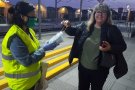 Comença el repartiment de mascaretes als usuaris de transport públic de les Franqueses