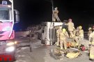 Bolca un tràiler que transportava porcs a la C-17 a Tagamanent