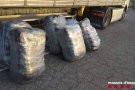 Detingut un camioner en ser sorprès a Sidamon amb més de 200 quilos de marihuana amagats als eixos del vehicle