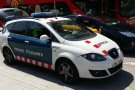 Terrassa desallotja una nau on es feien festes il·legals