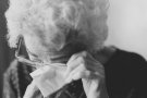 L'Alzheimer s'agreuja amb l'aïllament social, segons un estudi de la UAB