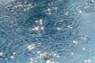 Actualització: Els Bombers reben una seixantena d'avisos per incidències relacionades amb la pluja al litoral central