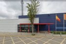Detingut un conductor en l'encastar el seu cotxe contra la comissaria de Caldes de Montbui