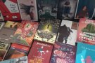L'Ajuntament de Vallromanes compra llibres i material pels equipaments municipals
