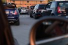Encasten un cotxe en un concessionari de Cerdanyola i roben tres vehicles