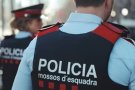 Detingut un home a Terrassa per agredir un agent de la Policia Local