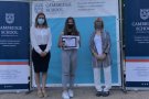 Les paretanes Sara Rosangel i Eva Aloy, dues alumnes becades per la Cambridge School