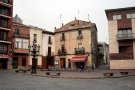 L'home que es va endur al seu fill a l'estranger ha retornat al menor amb la seva mare