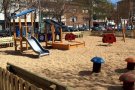 Mor un nen de quatre anys en un parc infantil de Mollet del Vallès