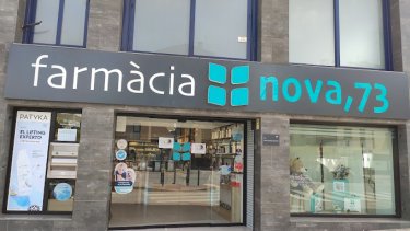 Farmàcia Nova 73