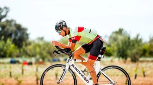 Rafael Espinar triomfa a l'Infinitri226 amb una destacada 9a posició a la classificació general