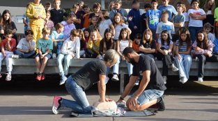 Montornès forma els seus estudiants en tècniques de reanimació per convertir-se en un municipi cardioprotegit