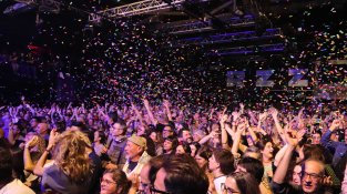 Gertrudis s’acomiada amb un concert ple d’emocions a Razzmatazz