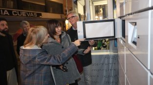 El Mercat de Sant Carles es modernitza amb plaques solars i serveis digitals innovadors per als clients