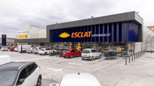 Inaugurat el nou supermercat 'Esclat' a Canovelles