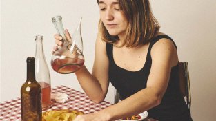 “El meu objectiu és que el vi sigui accessible per a tothom, sense barreres ni elitismes”