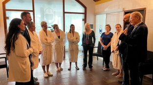 Caldes de Montbui impulsa un estudi pioner sobre balneoteràpia en pacients amb càncer de mama