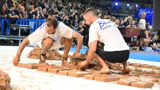 Els Blancs conquereixen la Porxada i es proclamen guanyadors de la Festa Major de Granollers 2025