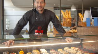 David Pallàs porta la seva pastisseria ‘premium’ al Santa Gloria de Granollers