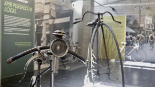 Granollers obre l’Espai Tour amb música, botigues, bicicletes i una pantalla gegant abans de la sortida de la tercera etapa