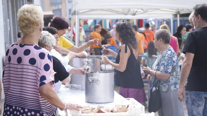 La Fira d'Artesans de Mollet celebra la seva 40a edició amb gairebé 100 parades