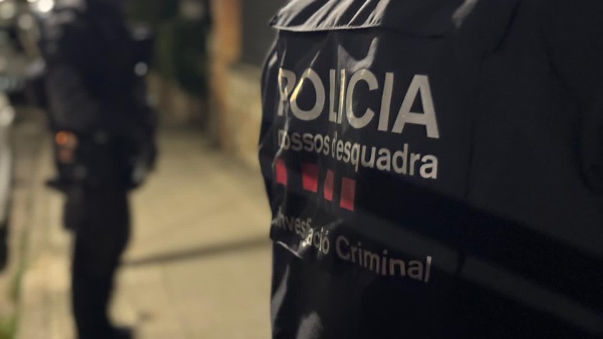 Els Mossos d'Esquadra despleguen un operatiu a Sant Celoni i Aiguafreda per detenir els responsables d'un homicidi del 2023