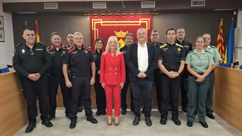 El top manta amenaça la continuïtat del mercat dels diumenges a Canovelles i el consistori es planteja mesures dràstiques