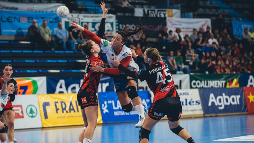 KH-7 BM Granollers - Balonmano Zuazo Femenino