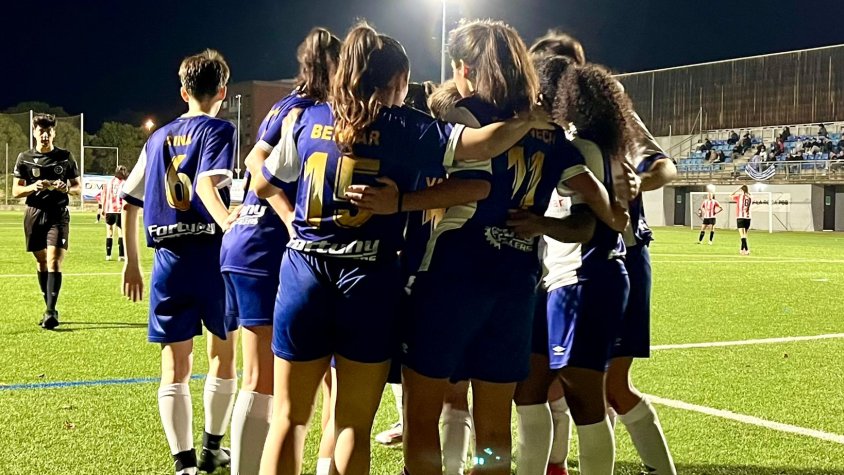 La PBB La Roca s’ensorra davant el Sant Gabriel i posa fi a la seva ratxa de victòries