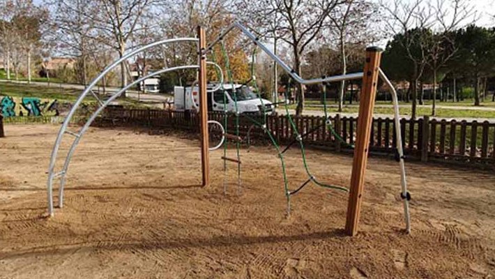 Sant Quirze destina 18.000 euros al manteniment de 29 àrees de jocs infantils