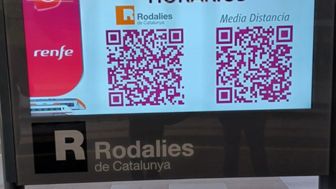 Renfe digitalitza la informació a les estacions de Rodalies al Vallès