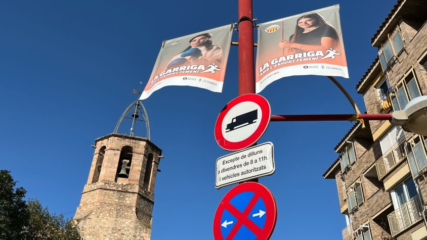 Cartell "La Garriga amb l'esport femení"