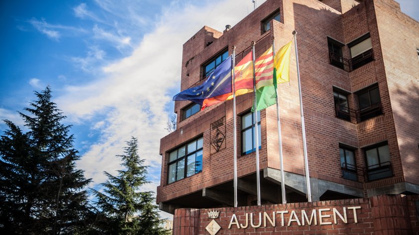 L’Ajuntament de Badia del Vallès denuncia un funcionari per presumptes irregularitats en pagaments a proveïdors