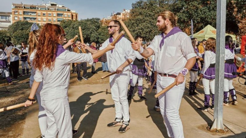 Ball de bastons de la colla de Barberà
