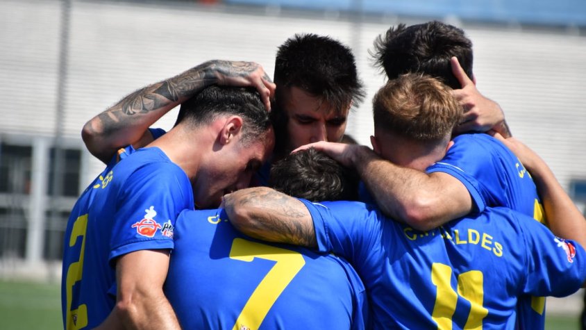 El Caldes celebrant un gol la temporada passada