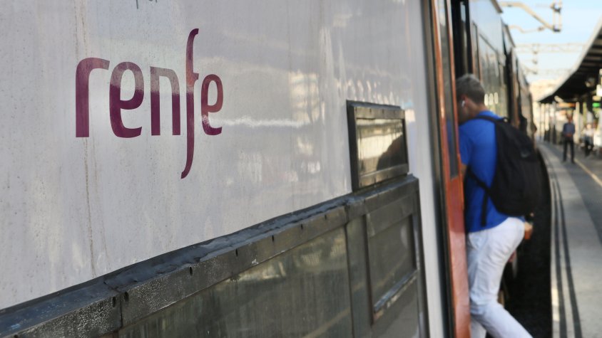 Adif remodelarà l'estació de Montcada i Reixac per fer-la més accessible i moderna