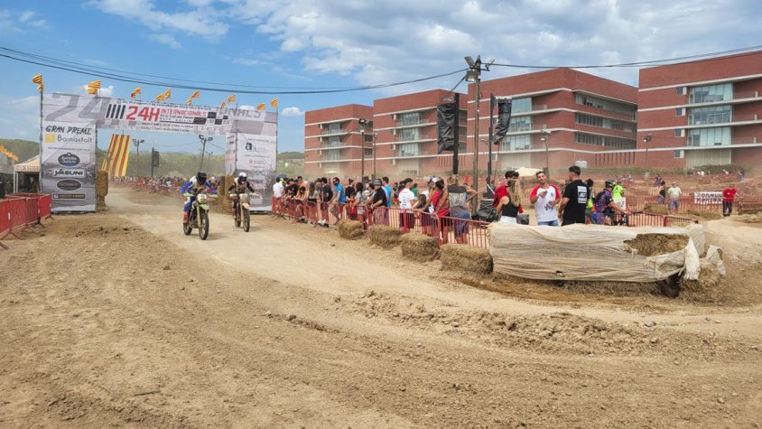 24 Hores de Resistència en Ciclomotors de la Vall del Tenes