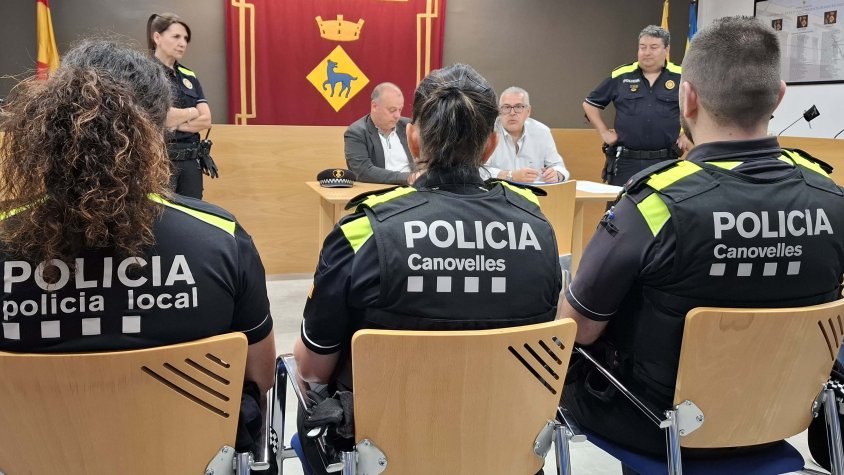 Canovelles incorpora deu nous agents a la Policia Local i activa una nova convocatòria per cobrir set places més